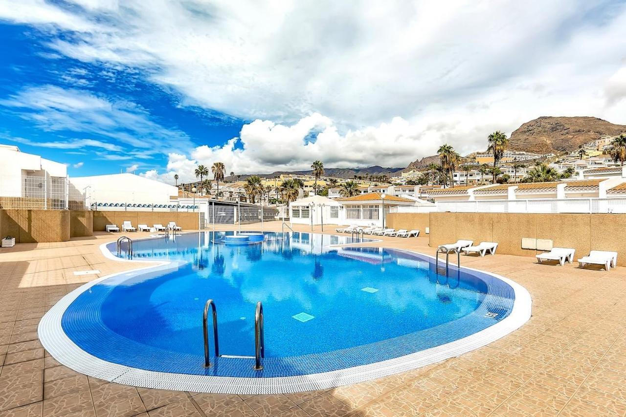 Apartment Luxury Island Village